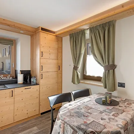 Petalo Rosina's Daire Livigno